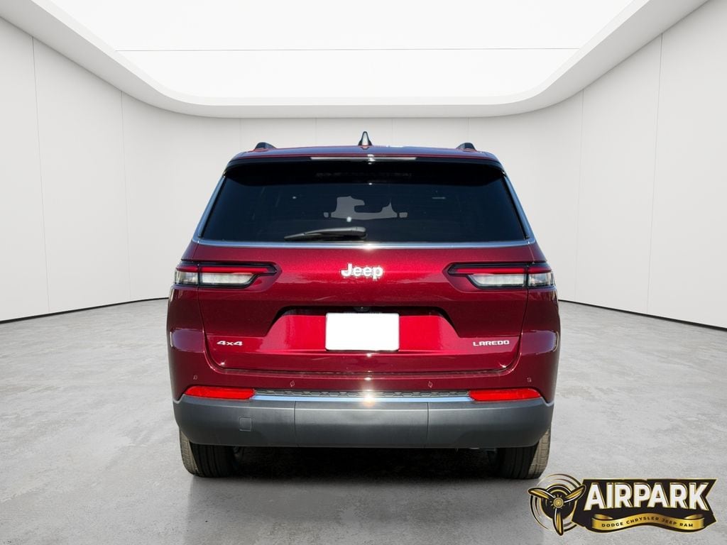 New 2025 Velvet Red Pearlcoat Jeep Laredo image 5