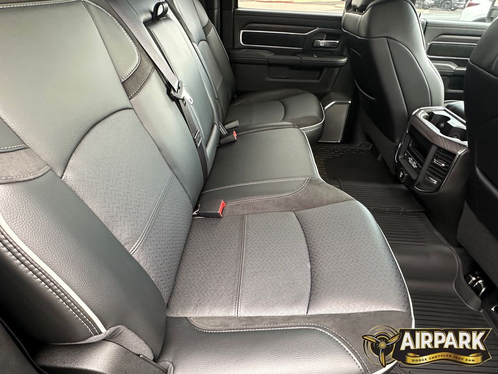 New 2026 Diamond Black Crystal Pearlcoat Ram Laramie image 13