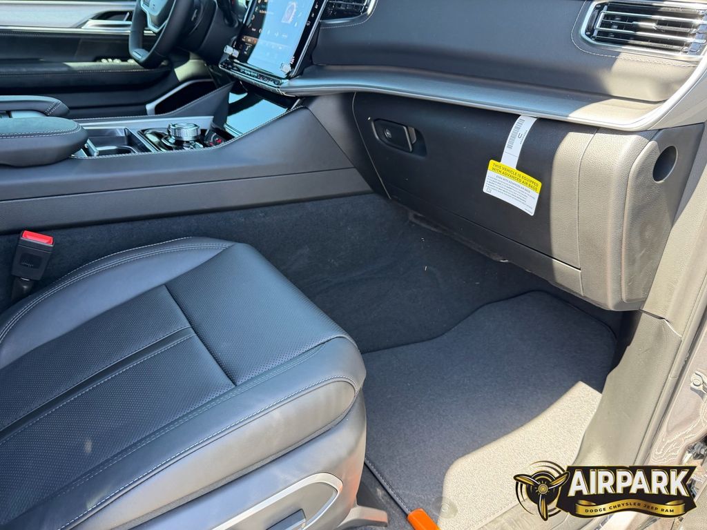New 2026 Baltic Gray Jeep Limited image 14