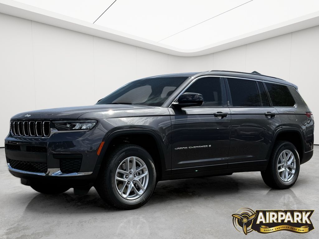 New 2025 Baltic Gray Jeep Laredo image 8