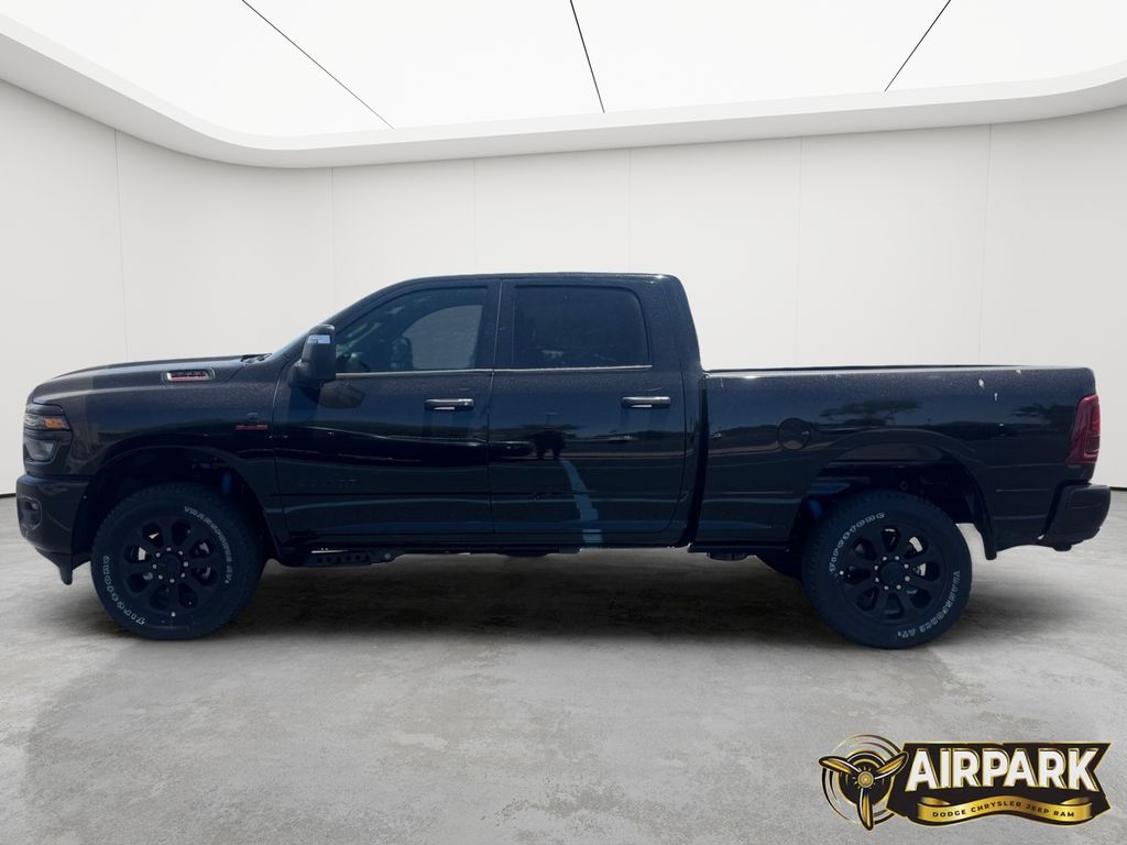 New 2026 Diamond Black Crystal Pearlcoat Ram Big Horn image 7