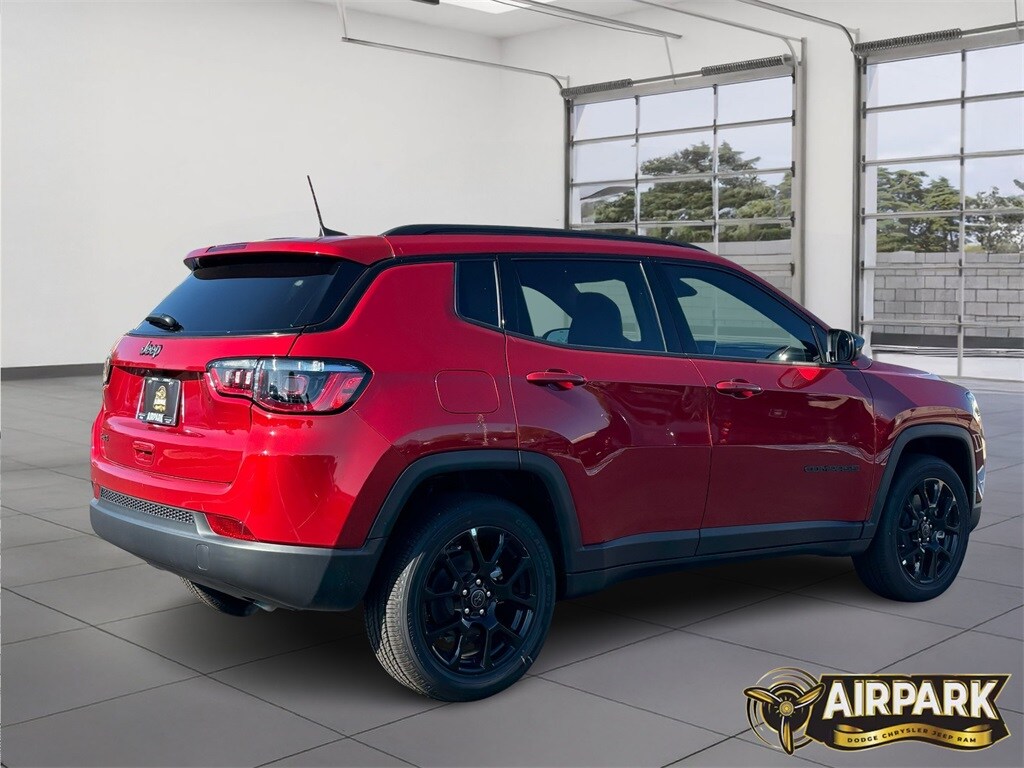 New 2026 Jeep Compass Latitude Sport Utility