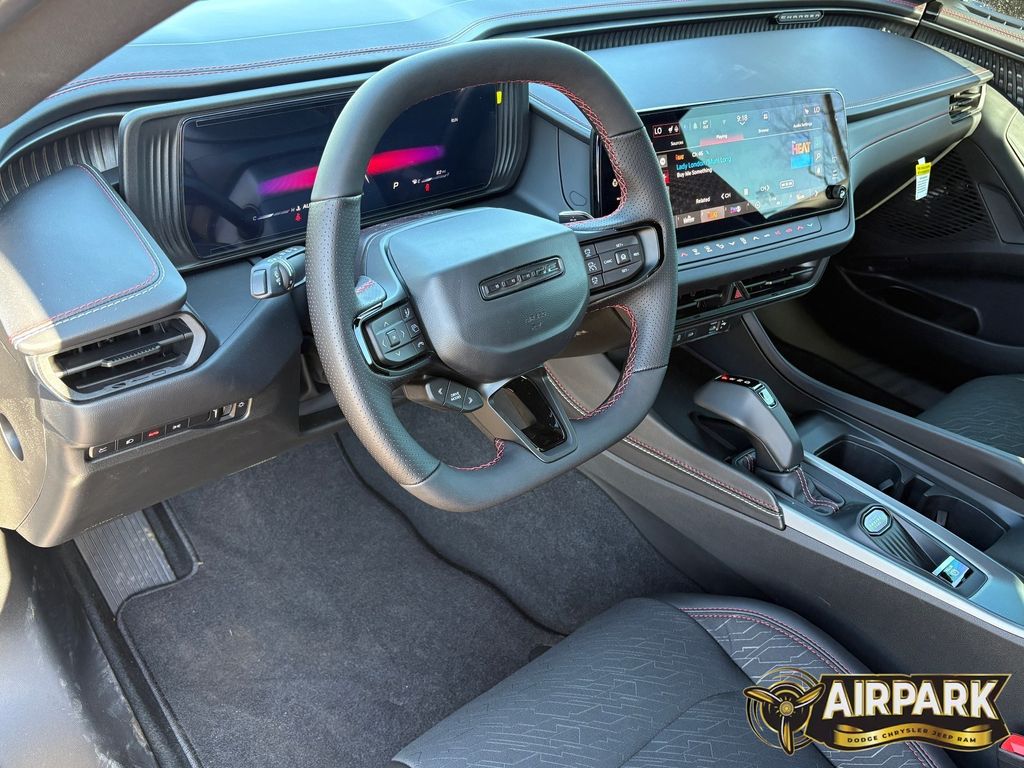 New 2026 Diamond Black Crystal Pearlcoat Dodge Scat Pack image 14