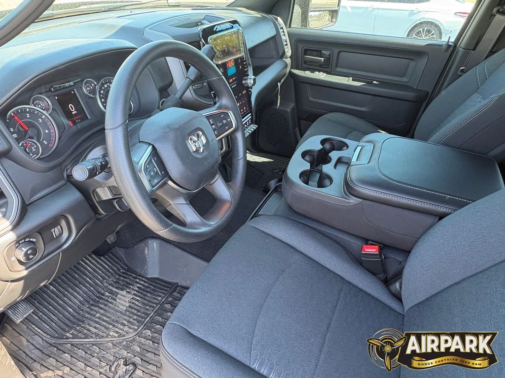 New 2026 Diamond Black Crystal Pearlcoat Ram Tradesman image 15