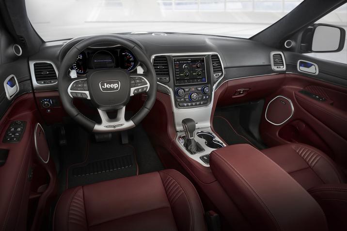 Jeep Grand Cherokee Trackhawk Interior