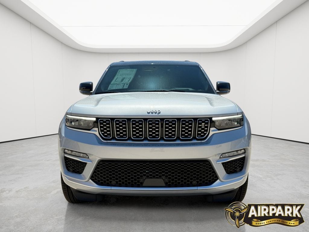 New 2025 Silver Zynith Jeep Summit image 5