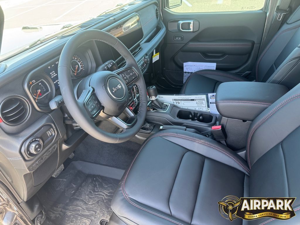New 2026 Granite Crystal Jeep Rubicon image 11