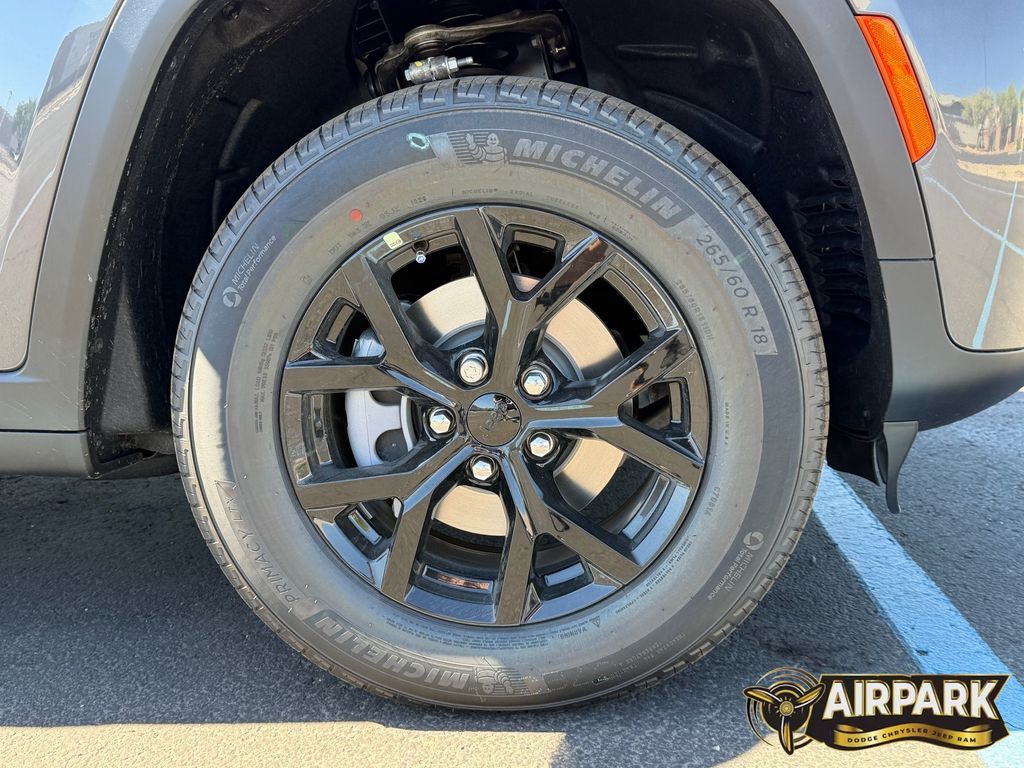 New 2026 Baltic Gray Jeep Laredo image 10