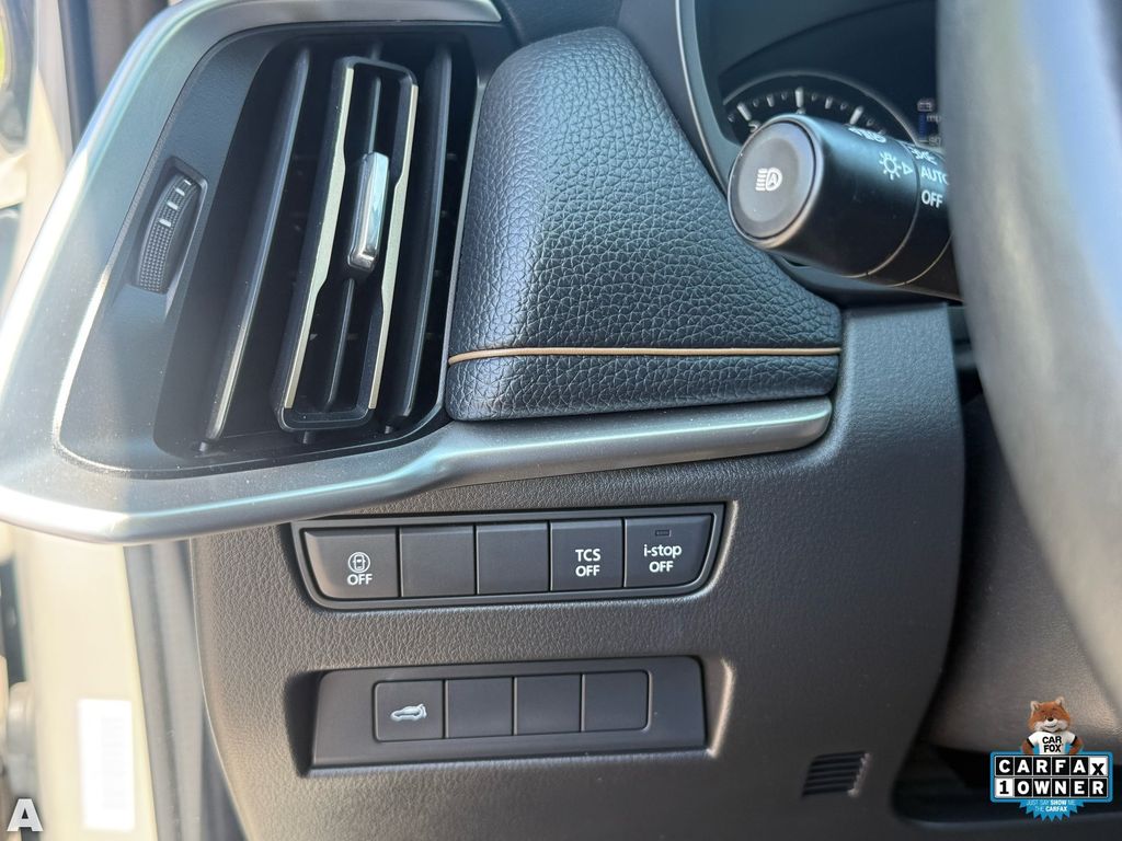 Used 2024 Platinum Mazda 3.3 Turbo Preferred Plus image 14