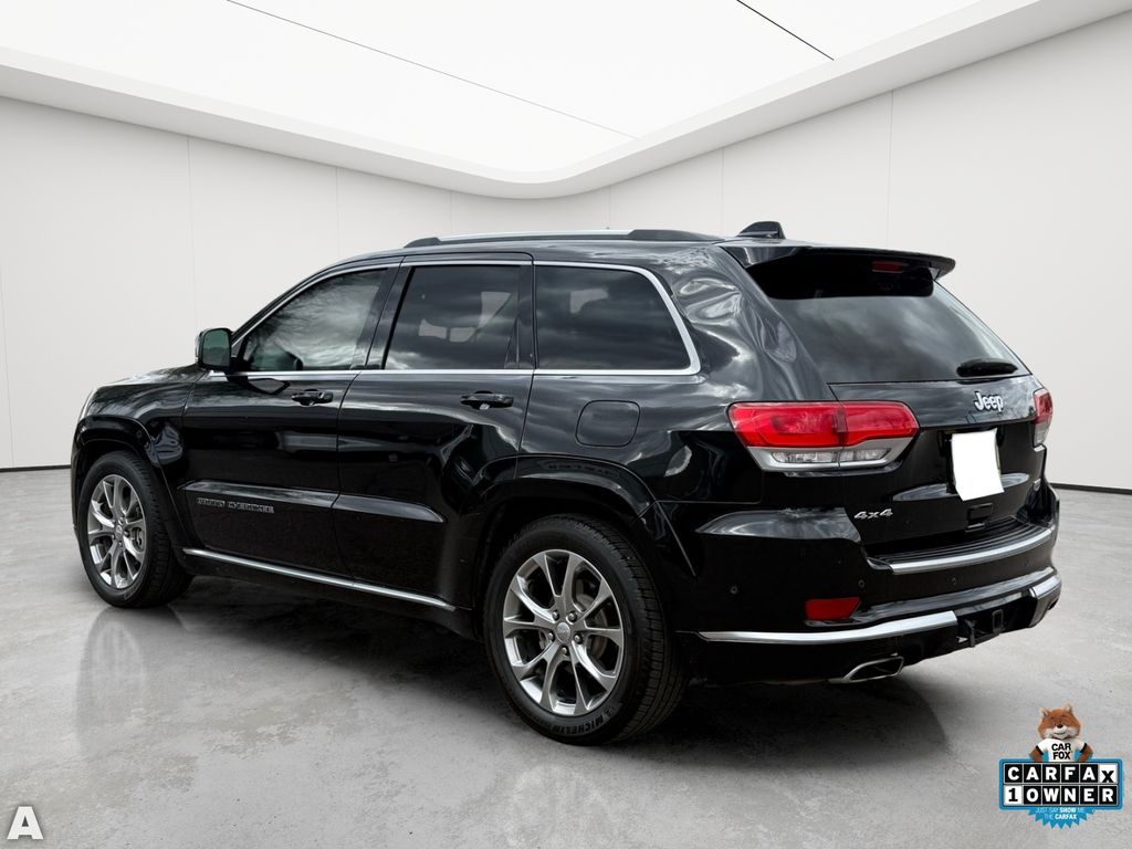Used 2020 Diamond Black Crystal Pearlcoat Jeep Summit image 4