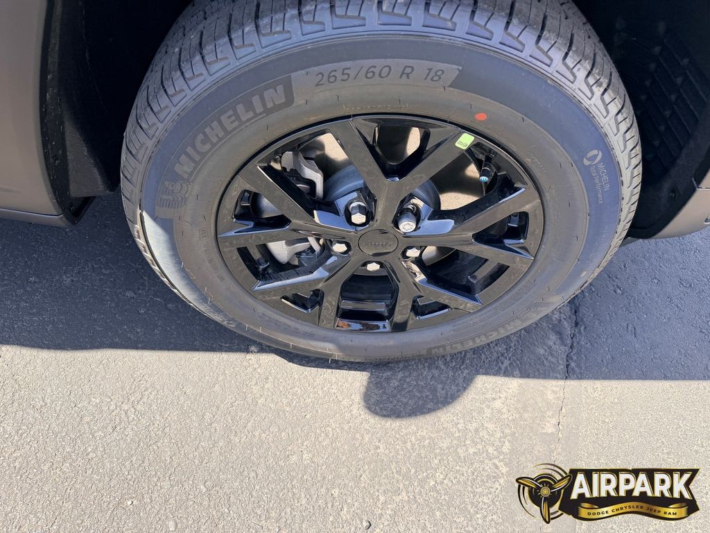 New 2026 Baltic Gray Jeep Laredo image 10
