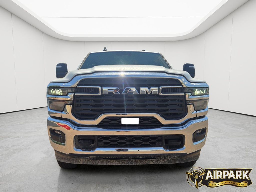 New 2026 Silver Zynith Ram Tradesman image 9