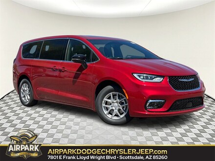 2026 Chrysler Pacifica Select Passenger Van
