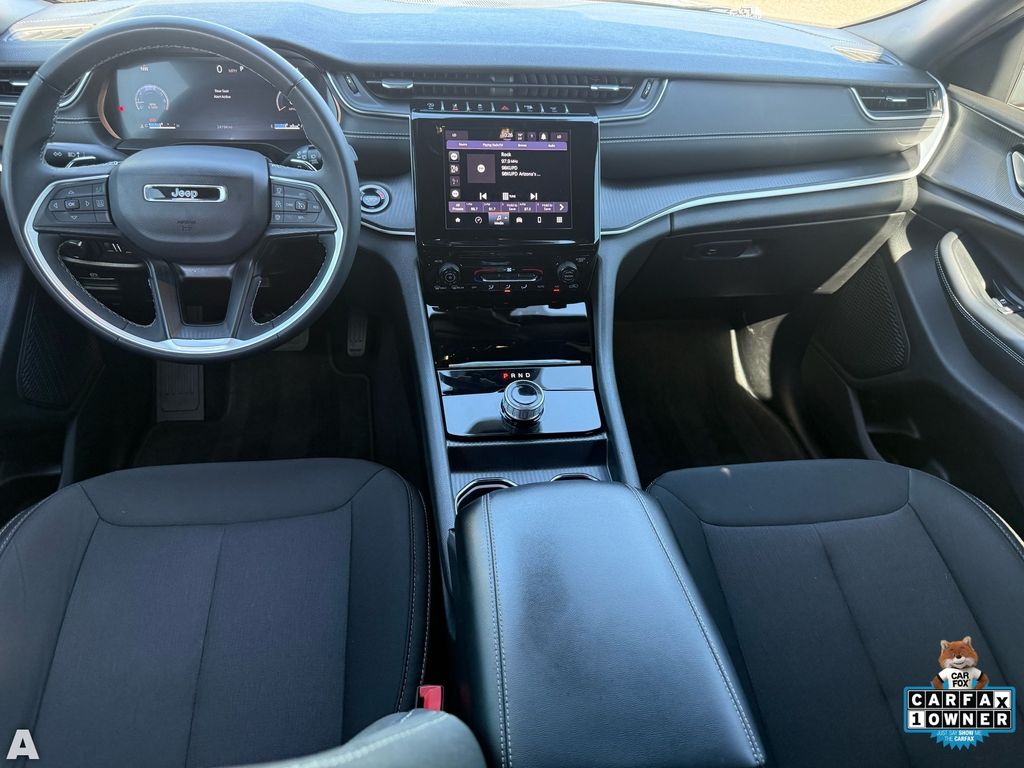 Used 2025 Baltic Gray Metallic Clearcoat Jeep Laredo image 28