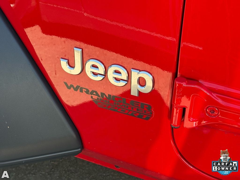 Used 2018 Firecracker Red Clearcoat Jeep Unlimited Sport S image 8