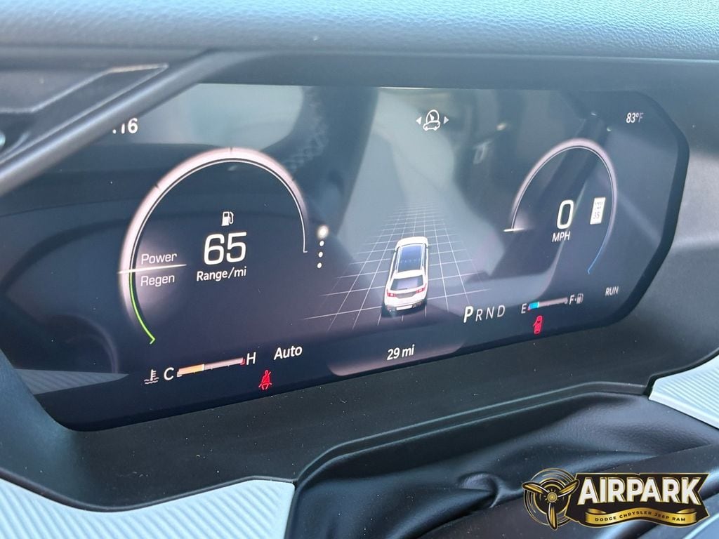 New 2026 Sting-Gray Jeep Laredo/Limited image 20