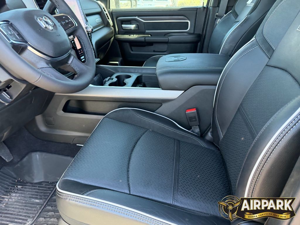 2026 RAM 2500 Laramie - Photo 18