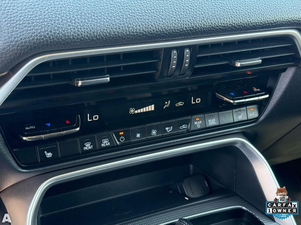 Used 2024 Platinum Mazda 3.3 Turbo Preferred Plus image 22