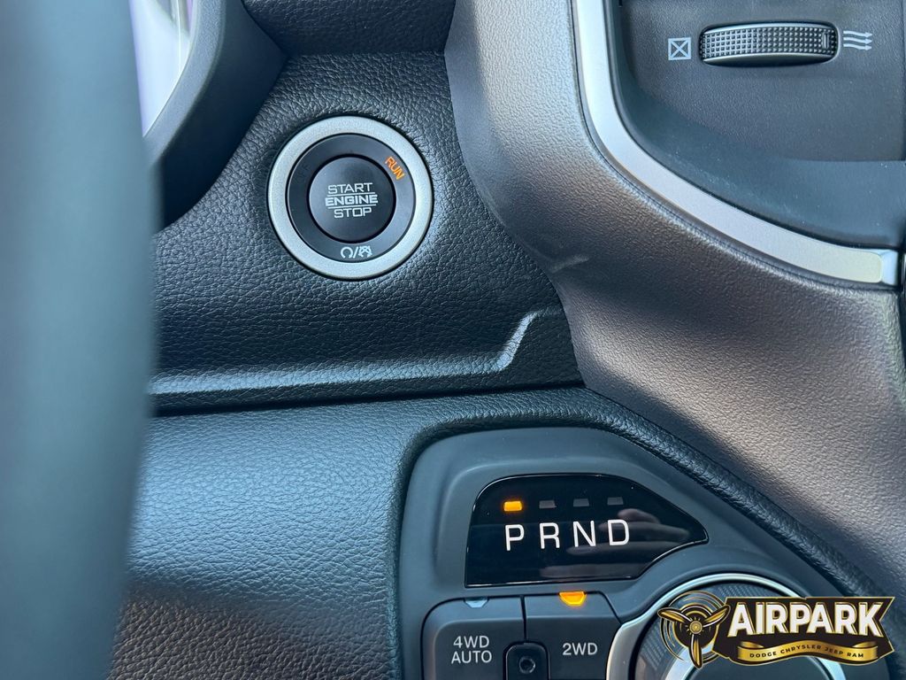 New 2026 Diamond Black Crystal Pearlcoat Ram Big Horn/Lone Star image 22