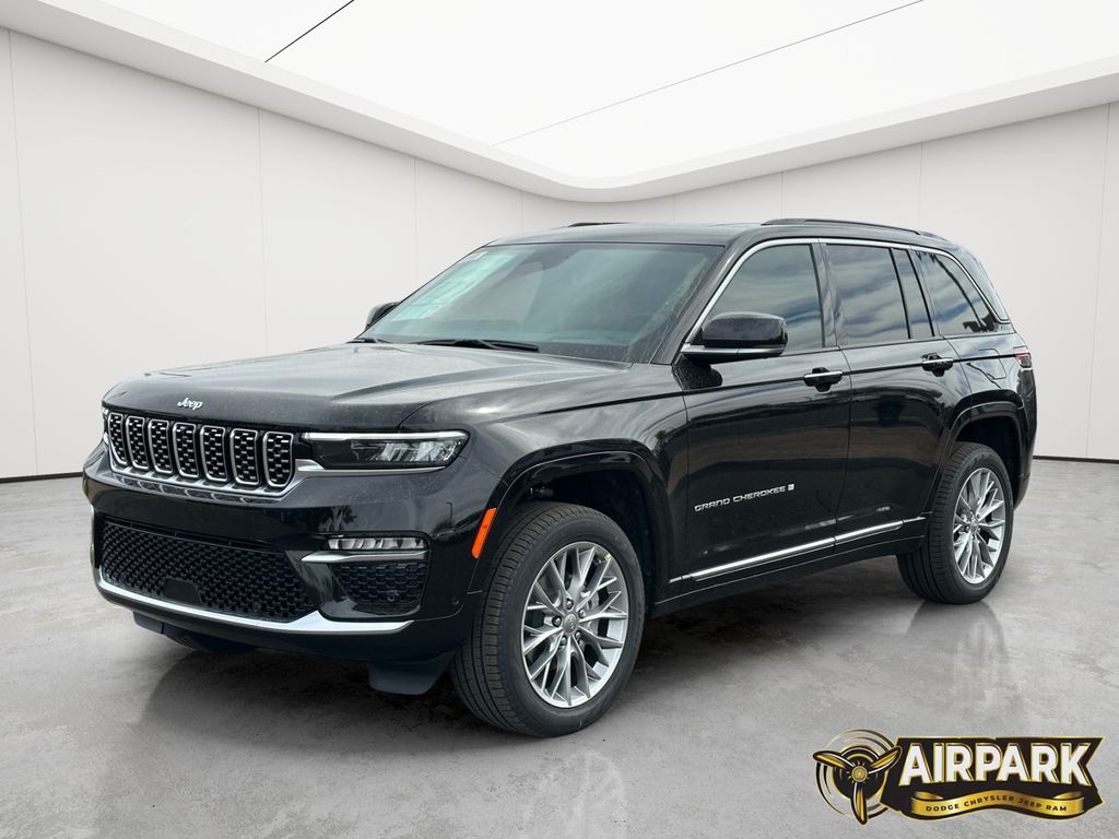 New 2025 Diamond Black Crystal Pearlcoat Jeep Summit image 9