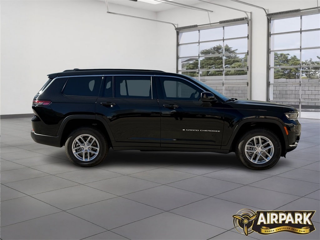 New 2025 Jeep Grand Cherokee L Laredo Sport Utility