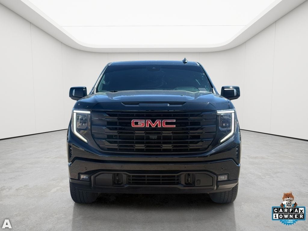Used 2025 Onyx Black GMC Elevation image 5