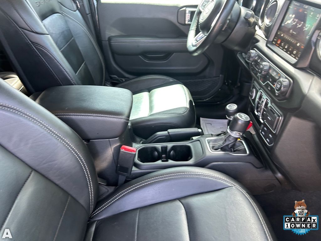 Used 2023 Black Clearcoat Jeep Sahara 4xe image 12