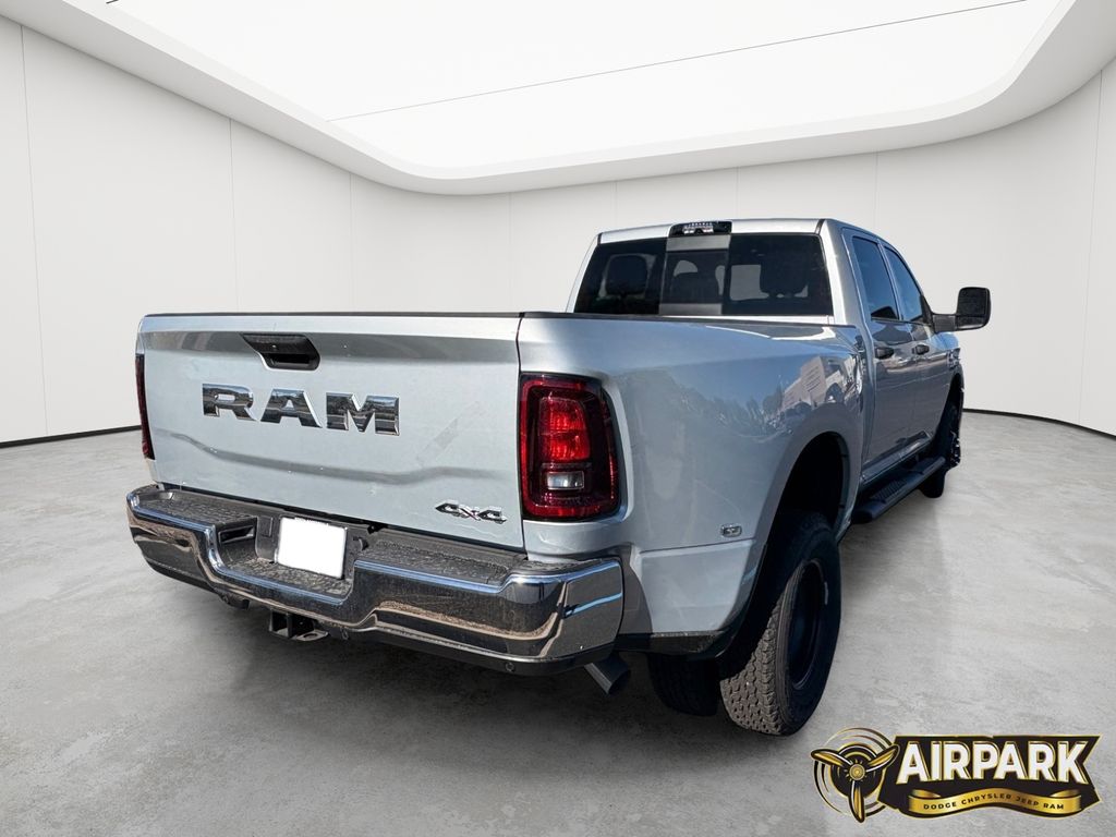 New 2026 Silver Zynith Ram Tradesman image 4