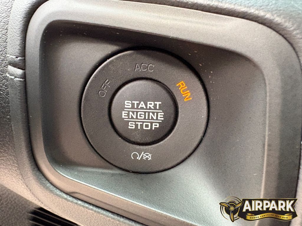 New 2026 Reign Jeep Rubicon image 20