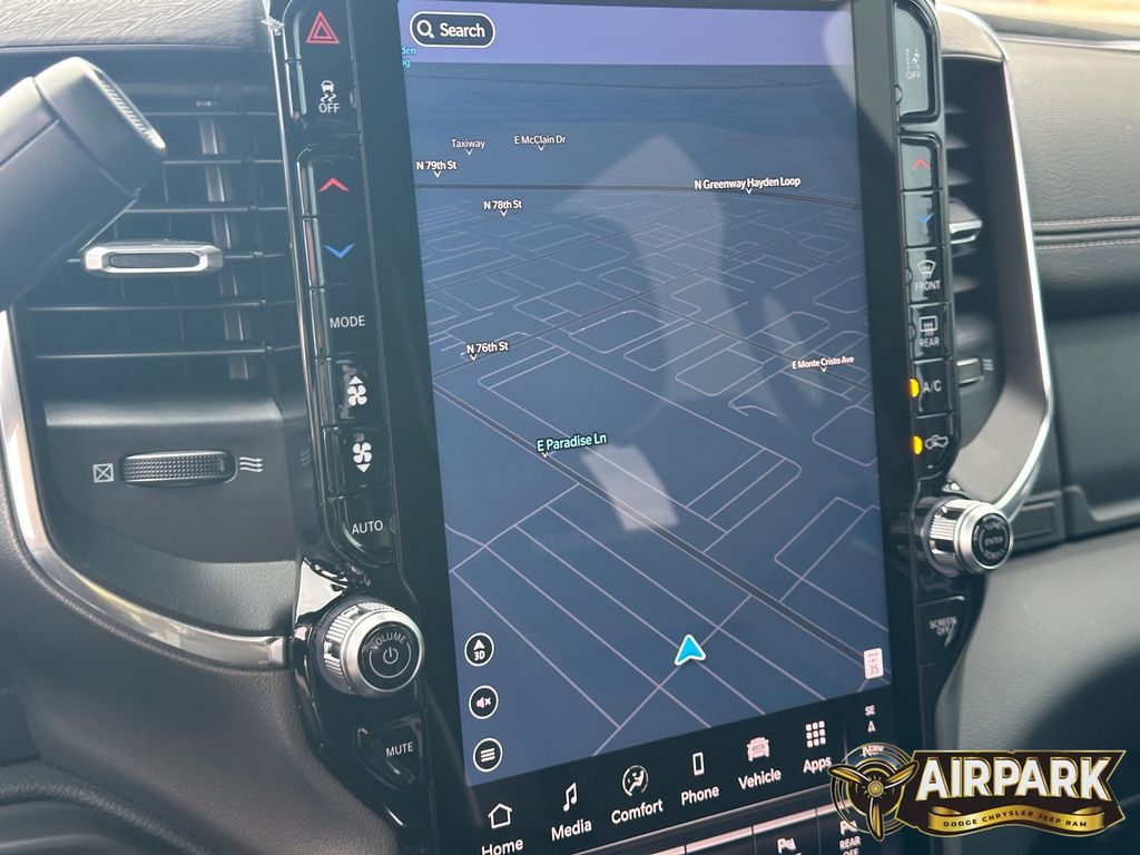 New 2026 Diamond Black Crystal Pearlcoat Ram Laramie image 19