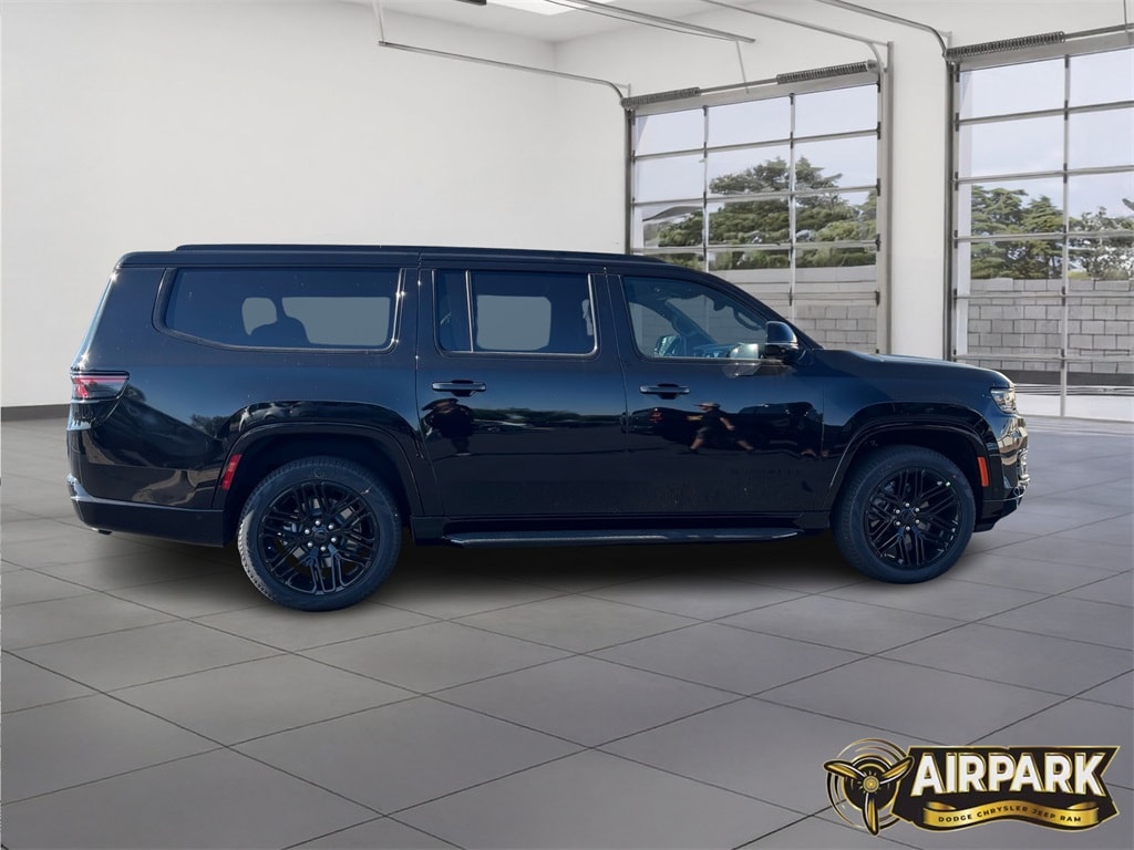 New 2025 Jeep Wagoneer L Series II Sport Utility