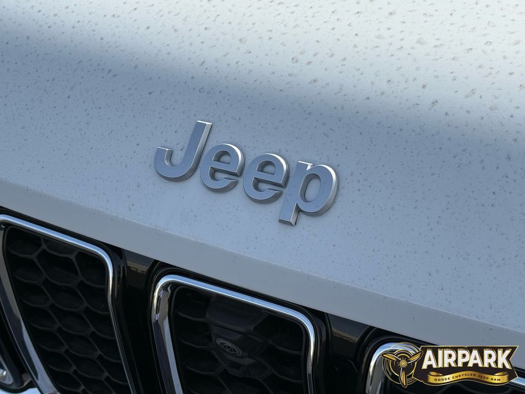 New 2025 Bright White Jeep Overland image 30