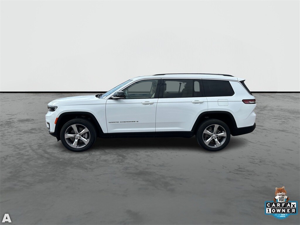 2022 Jeep Grand Cherokee Limited photo 2