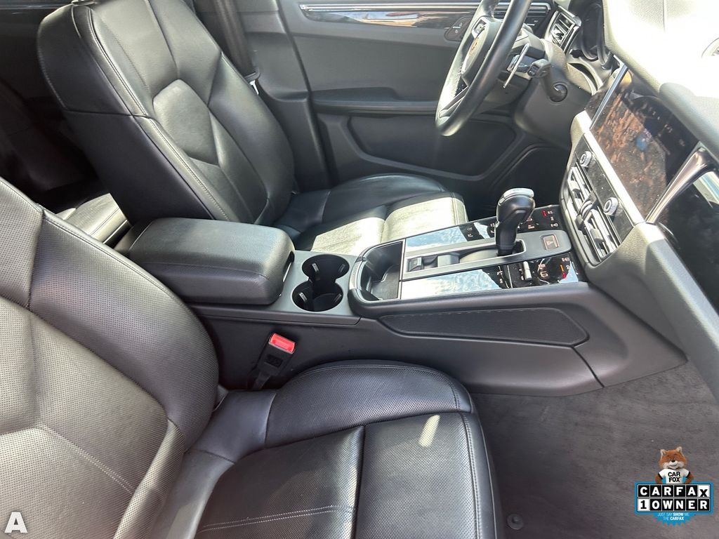 Used 2024 Orange Porsche Base image 12