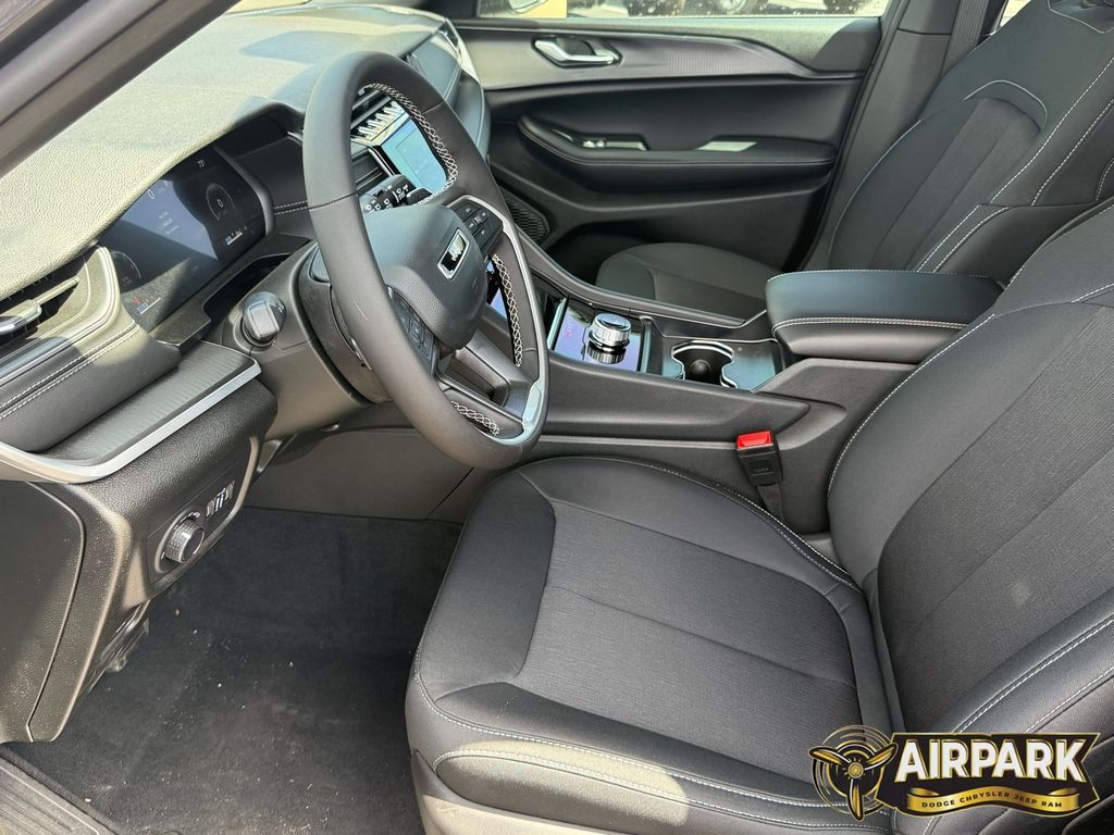 New 2025 Baltic Gray Jeep Laredo image 11