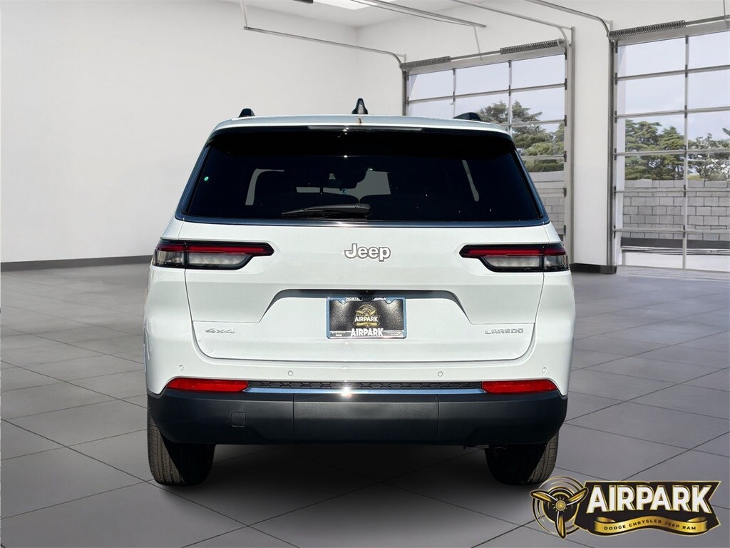 New 2025 Jeep Grand Cherokee L Laredo Sport Utility