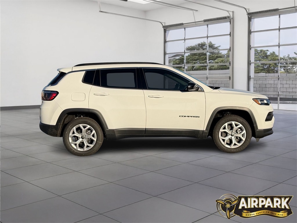 New 2026 Jeep Compass Latitude Sport Utility