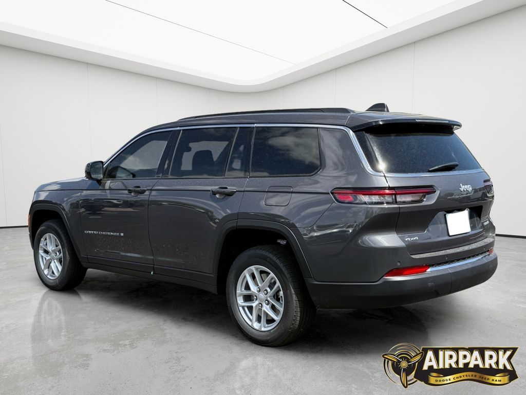 New 2025 Baltic Gray Jeep Laredo image 6