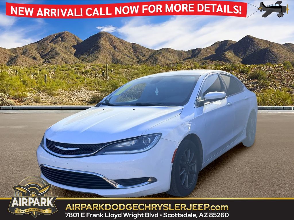 2015 Chrysler 200 Limited's photo