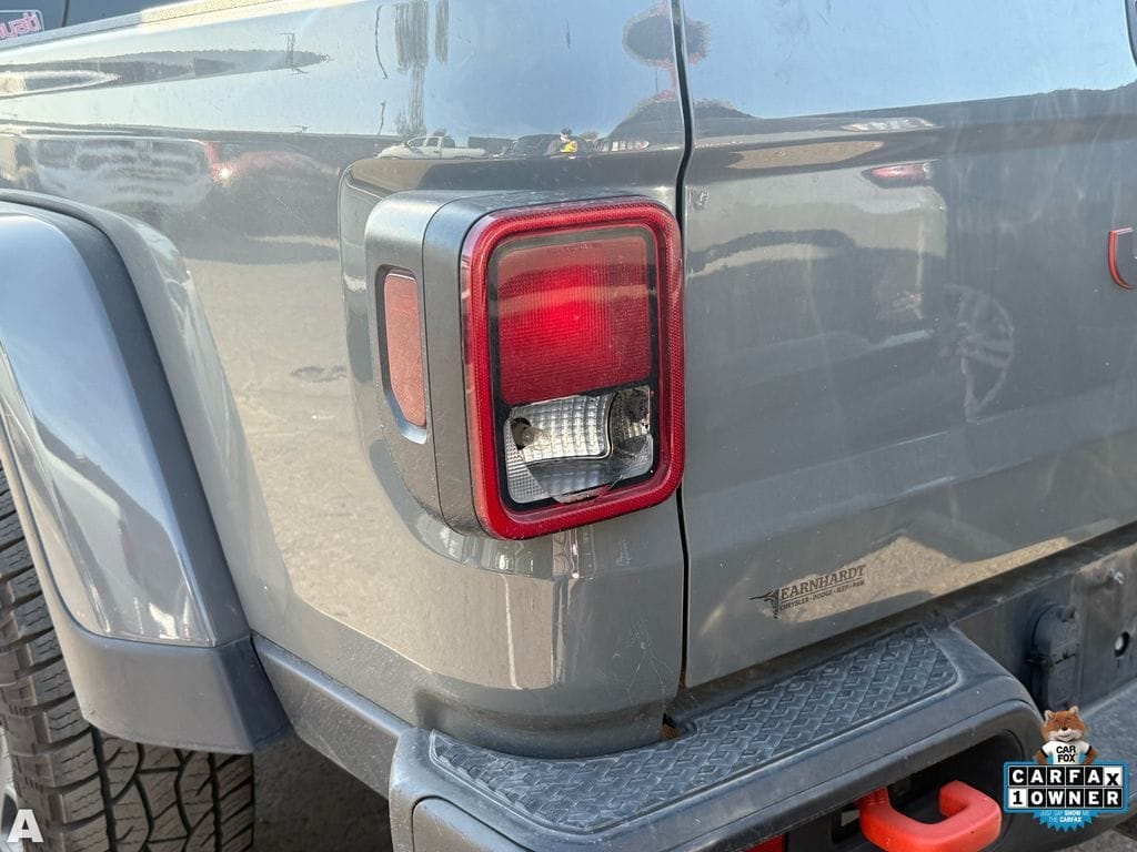 Used 2023 Sting-Gray Clearcoat Jeep Mojave image 10