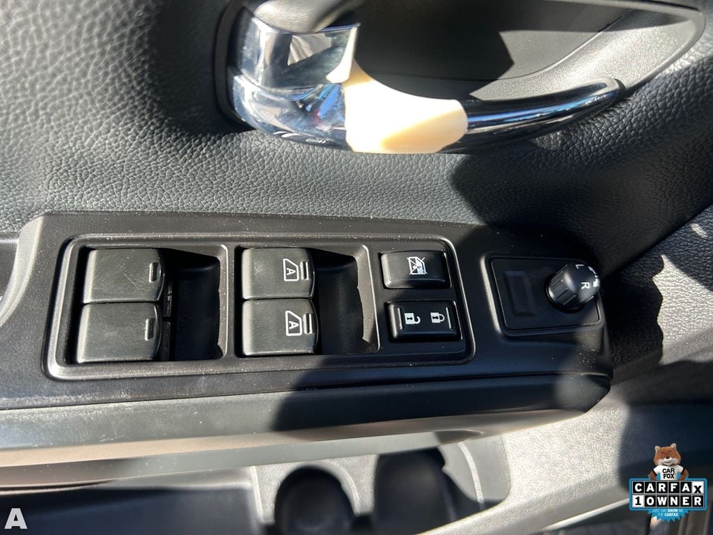 Used 2019 Gun Metallic Nissan SL image 21