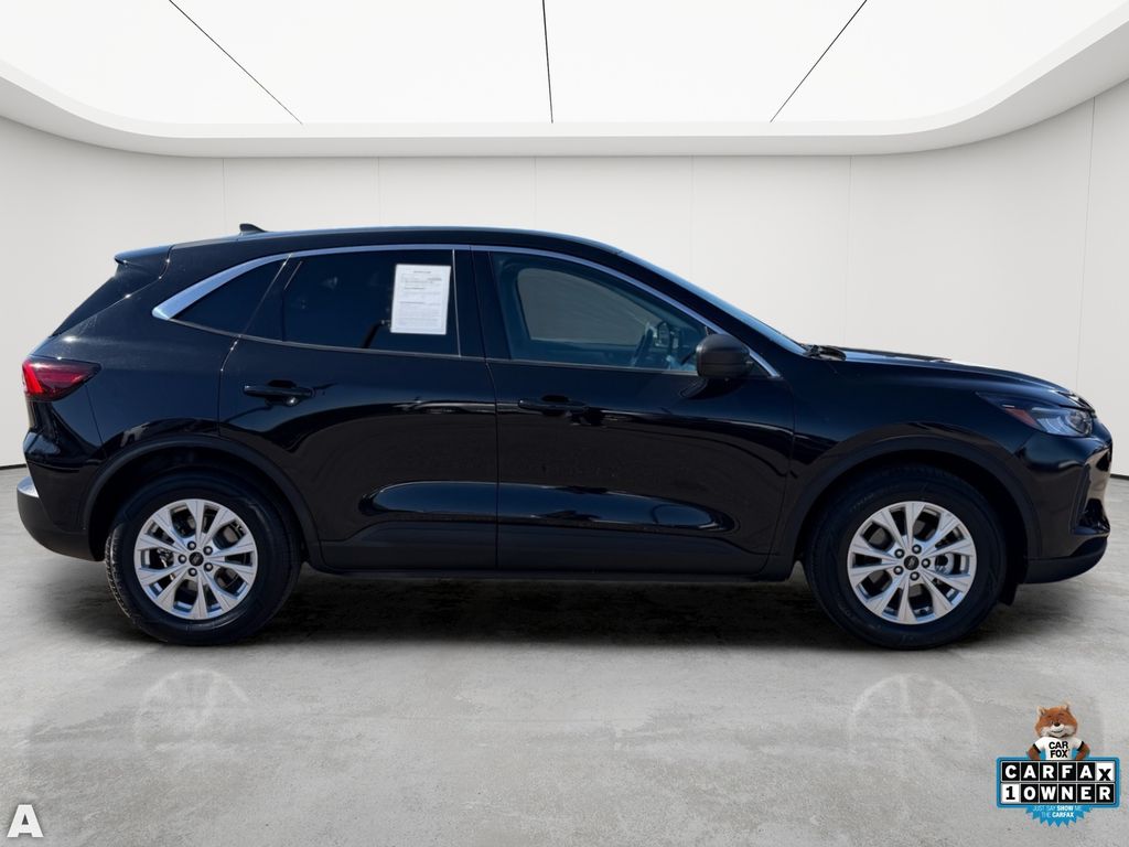 Used 2024 Black Metallic Ford Active image 8