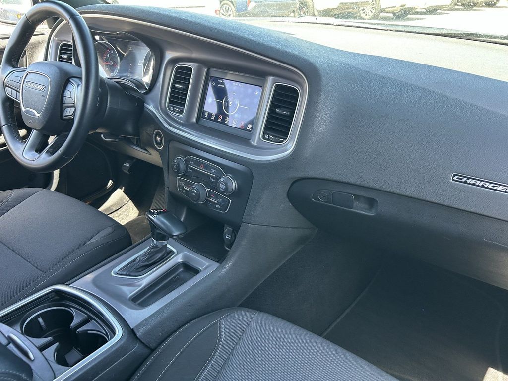 Used 2022 Triple Nickel Clearcoat Dodge SXT image 13