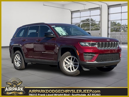 2025 Jeep Grand Cherokee Laredo Sport Utility