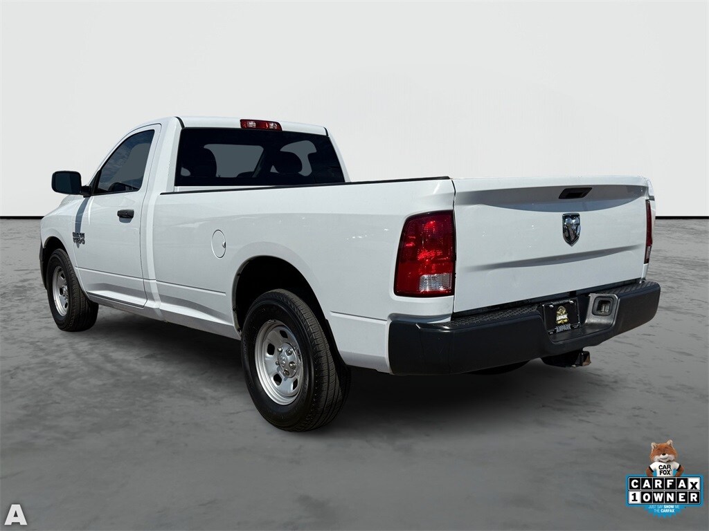 2017 Ram 1500 Tradesman photo 3