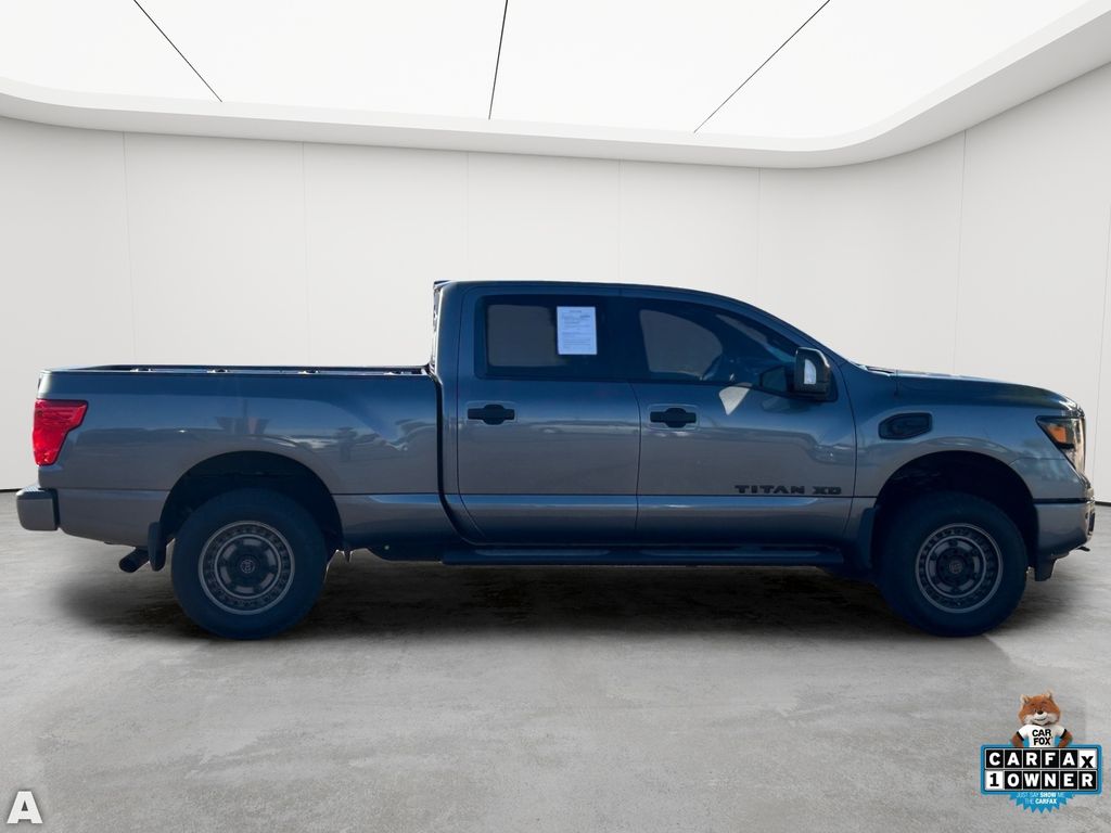 Used 2019 Gun Metallic Nissan SL image 6