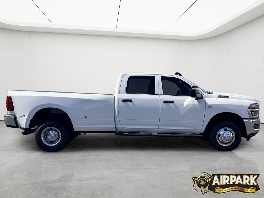 New 2026 Bright White Ram Tradesman image 8