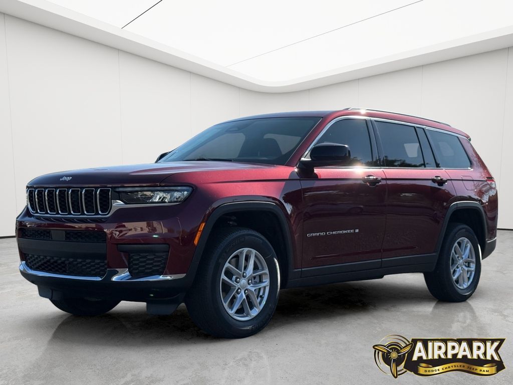 New 2025 Velvet Red Pearlcoat Jeep Laredo image 8