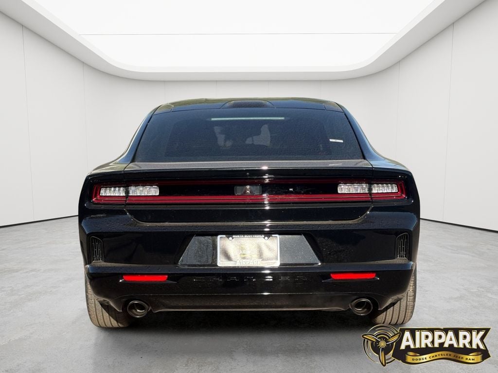 New 2026 Diamond Black Crystal Pearlcoat Dodge R/T image 5