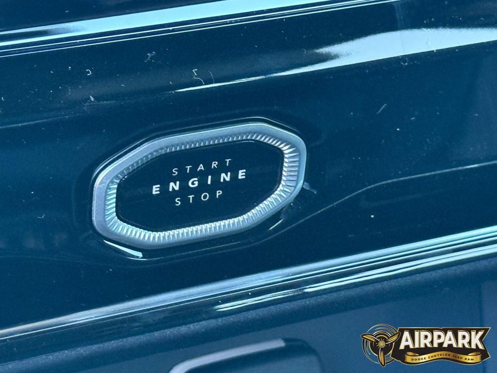 New 2026 Baltic Gray Jeep Laredo image 21